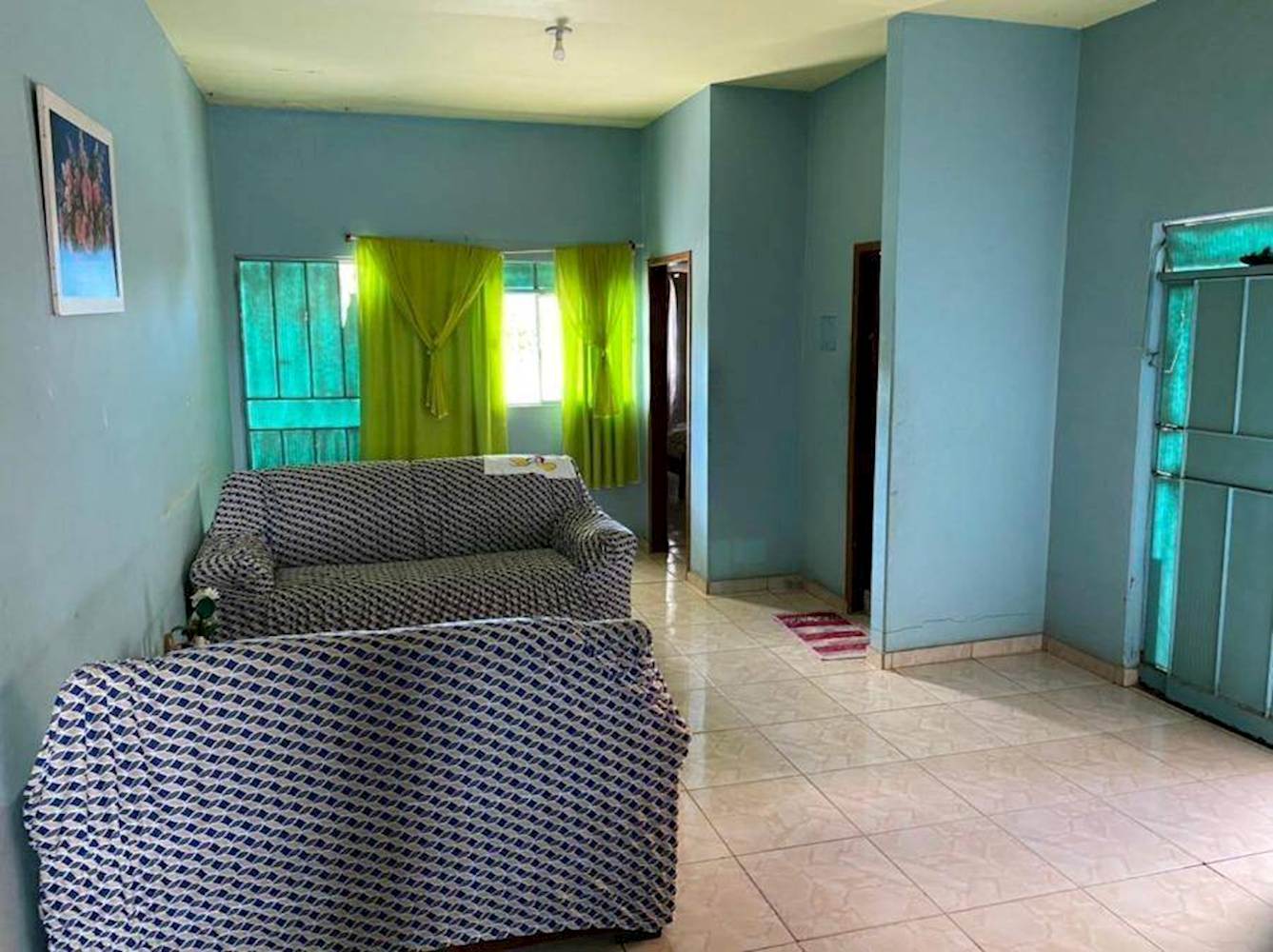 Prédio, Padrão, 1 vaga(s) de garagem, localizado em Nova Porteirinha - MG