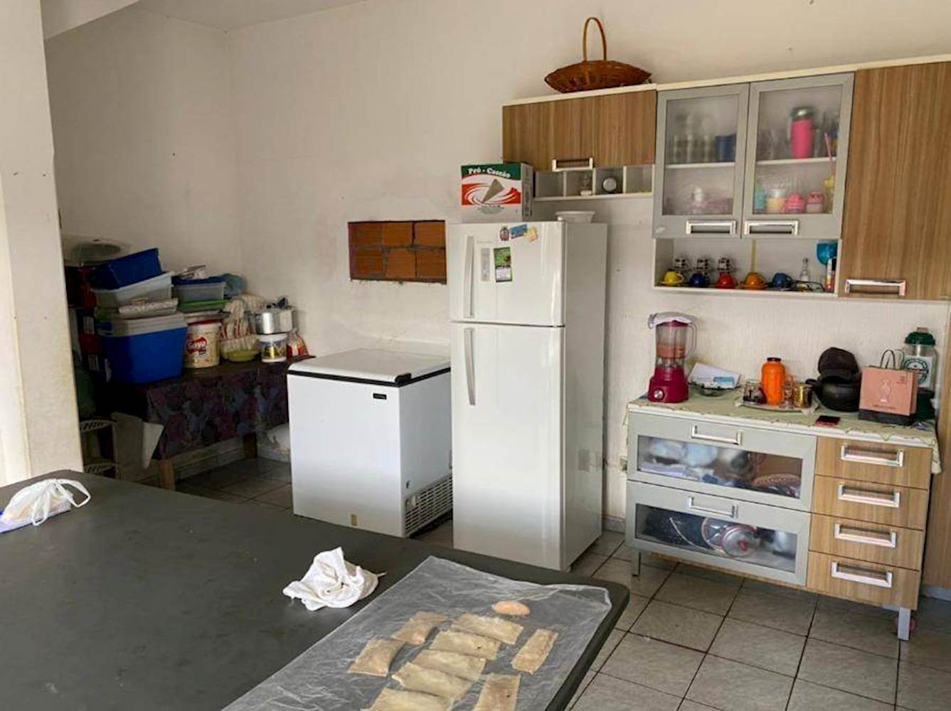 Prédio, Padrão, 1 vaga(s) de garagem, localizado em Nova Porteirinha - MG
