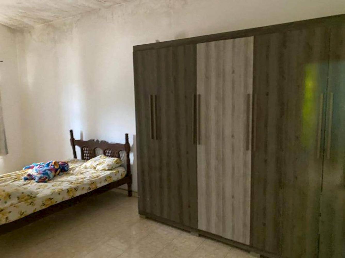 Prédio, Padrão, 1 vaga(s) de garagem, localizado em Nova Porteirinha - MG