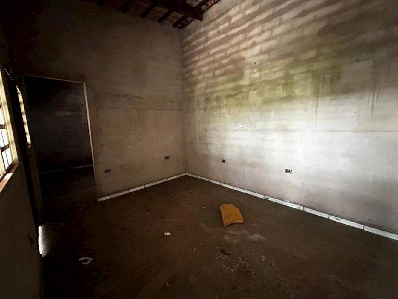 Casa, Padrão, 2 vaga(s) de garagem, localizado em Goiânia - GO