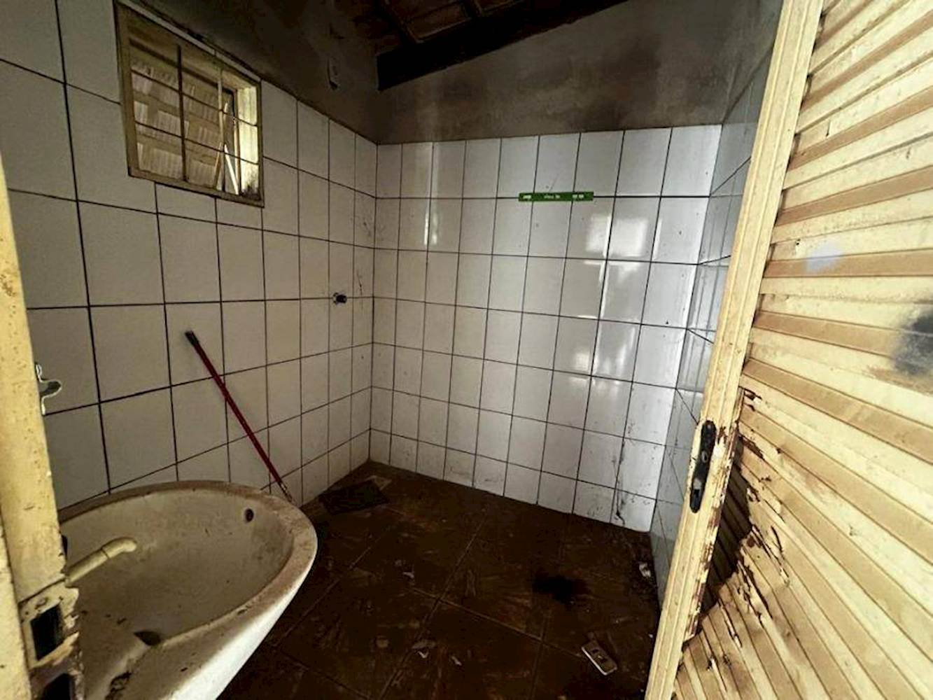 Casa, Padrão, 2 vaga(s) de garagem, localizado em Goiânia - GO