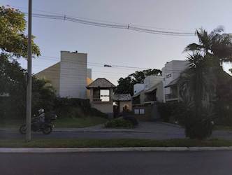 Casa em condomínio no lomba do pinheiro - porto alegre/rs