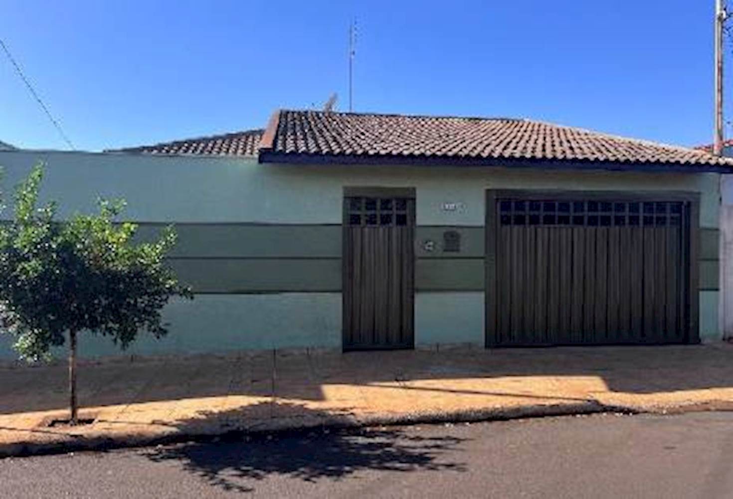 Casa, Padrão, 1 vaga(s) de garagem, localizado em Sertãozinho - SP
