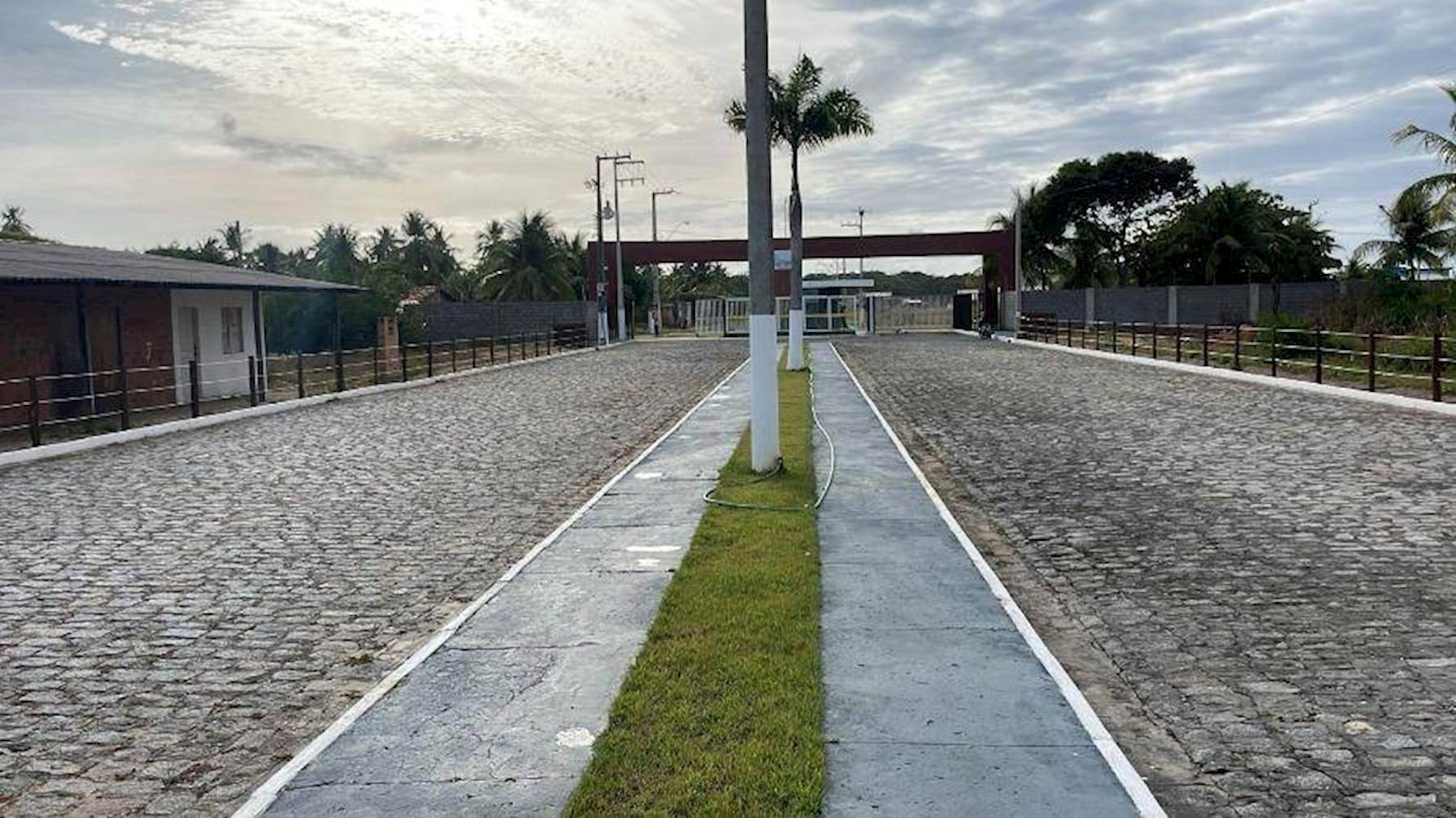 Lote, Em Condomínio, 0 vaga(s) de garagem, localizado em Estância - SE