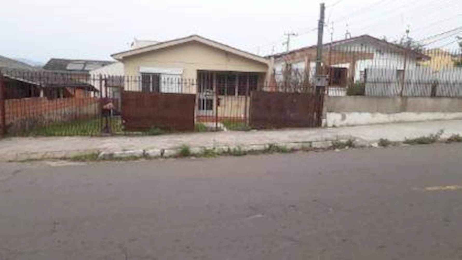 Casa, Padrão, 1 vaga(s) de garagem