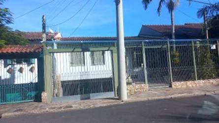 Casa, padrão, 0 vaga(s) de garagem