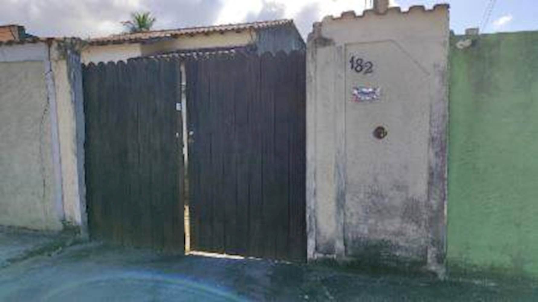 Casa, Padrão, 0 vaga(s) de garagem, localizado em Magé - RJ