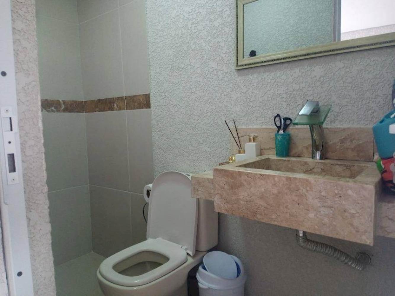 Casa, Padrão, 0 vaga(s) de garagem, localizado em Peruíbe - SP