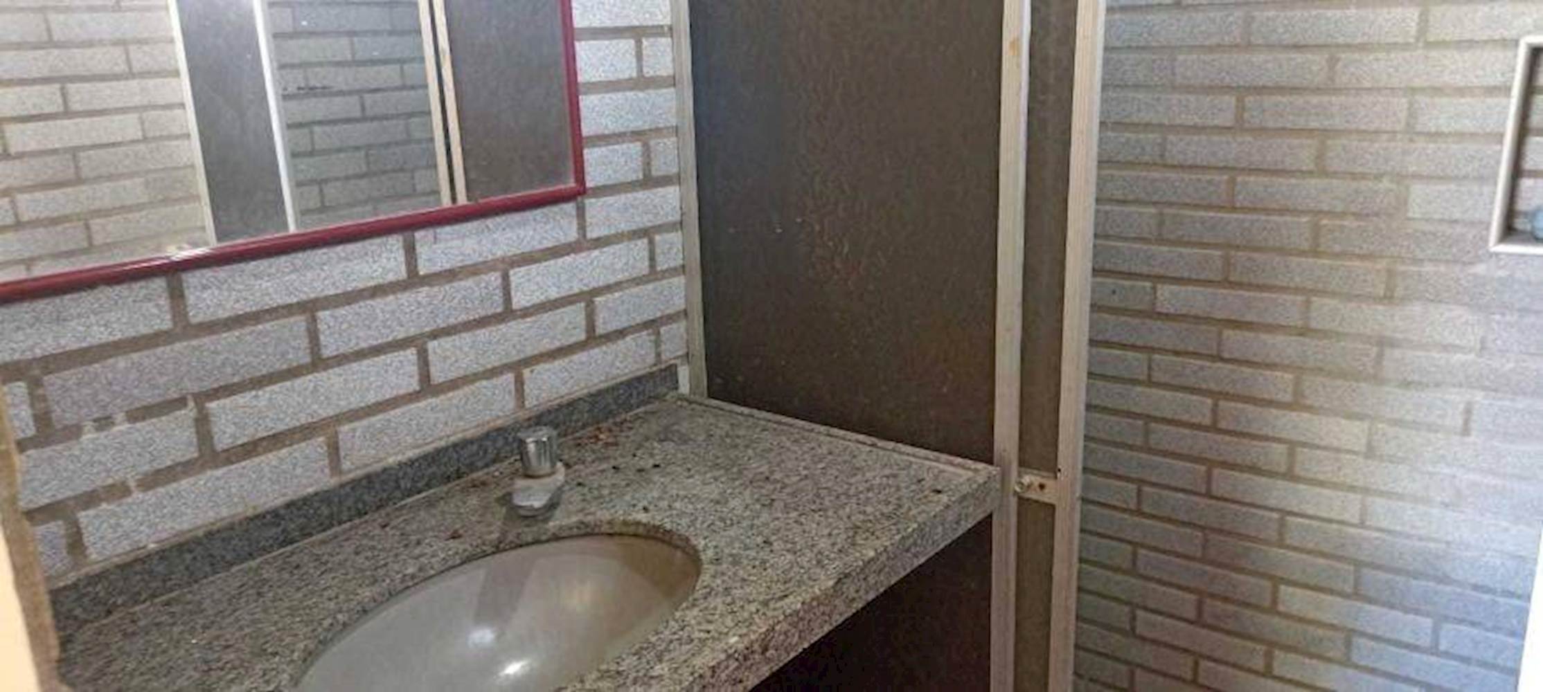 Casa, Padrão, 0 vaga(s) de garagem, localizado em Aracati - CE