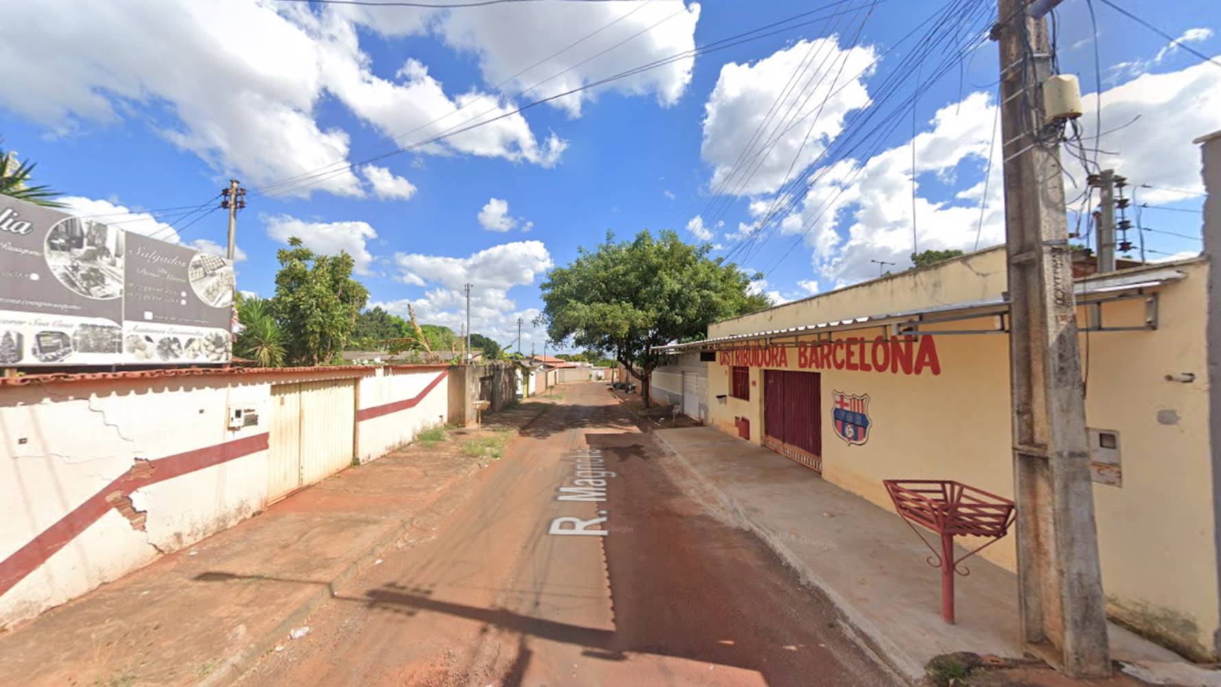 Casa no Setor Palmares em Trindade/GO, localizado em Trindade - GO