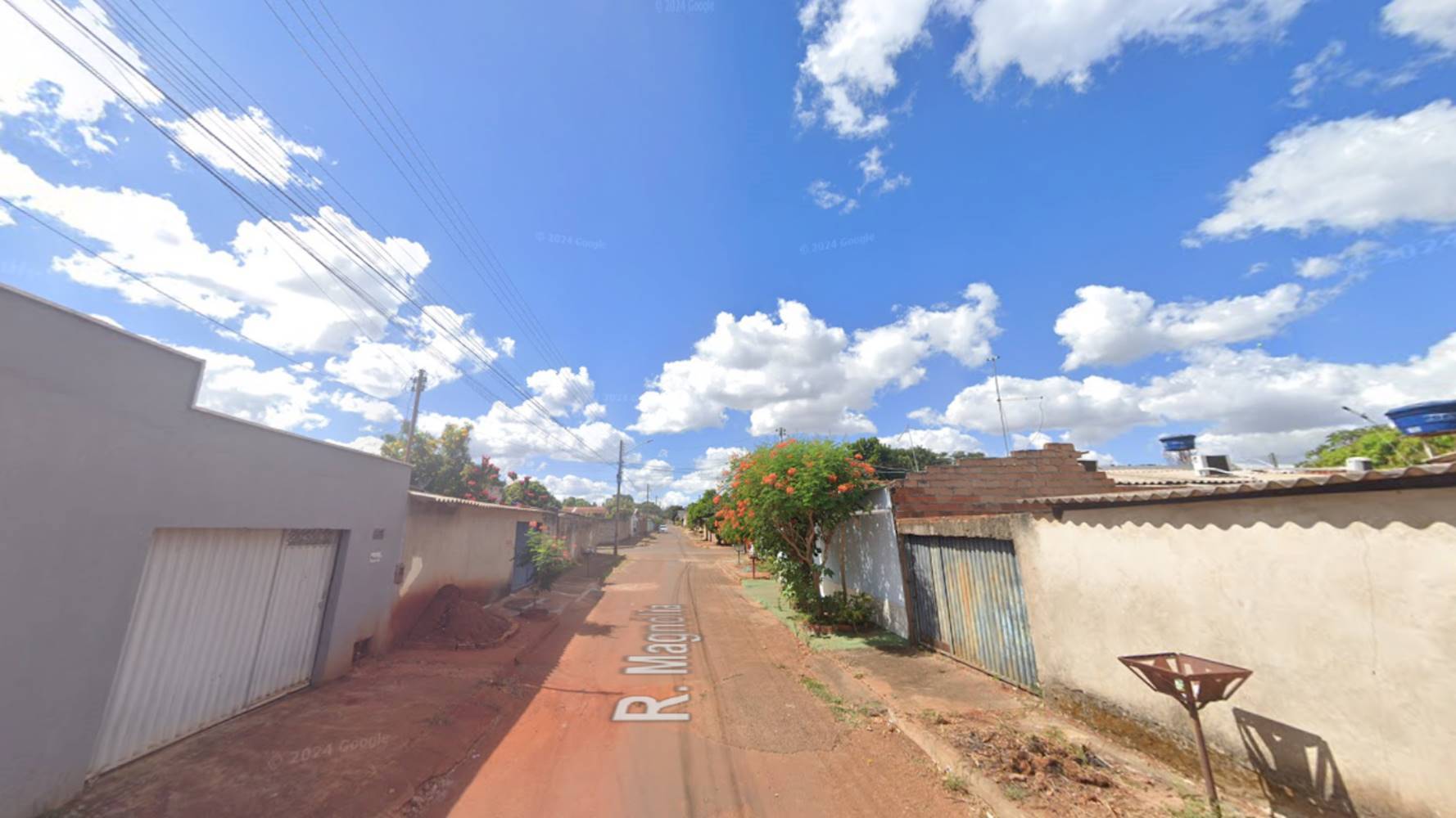 Casa no Setor Palmares em Trindade/GO, localizado em Trindade - GO