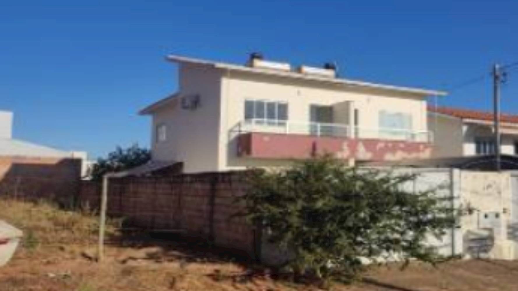 Apartamento no "Residencial Menezes" no Jardim Panorâmico em Patos de Minas/MG, localizado em Patos de Minas - MG