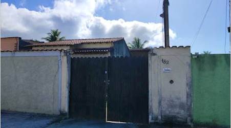 Casa, padrão, 0 vaga(s) de garagem