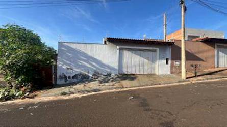Casa no jardim maria regina - jardinópolis/sp