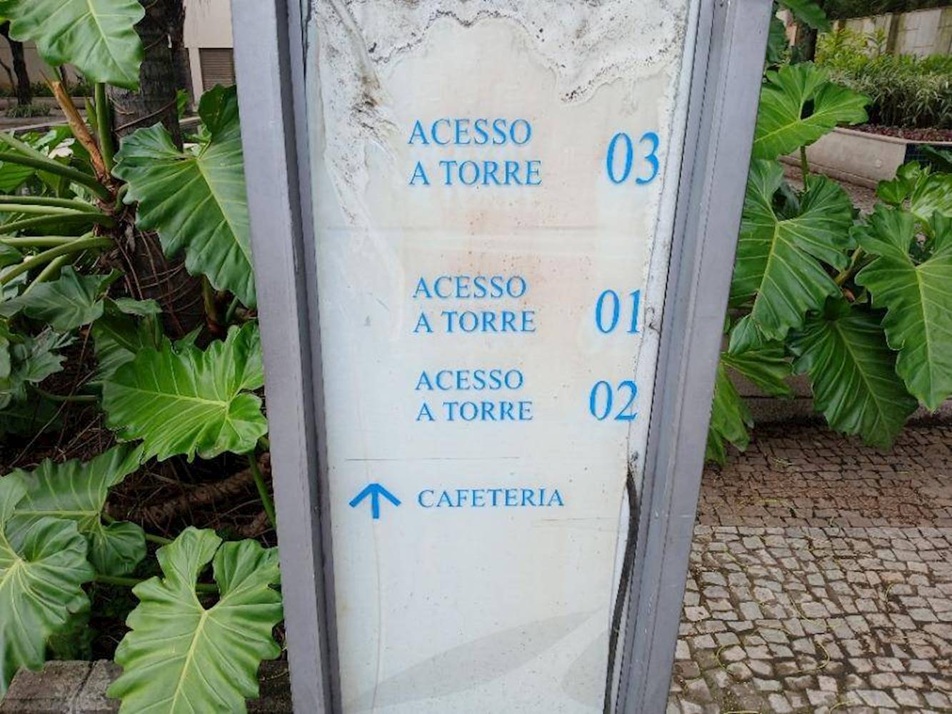 Sala Comercial em Del Castilho - Rio de Janeiro/RJ, localizado em Rio de Janeiro - RJ