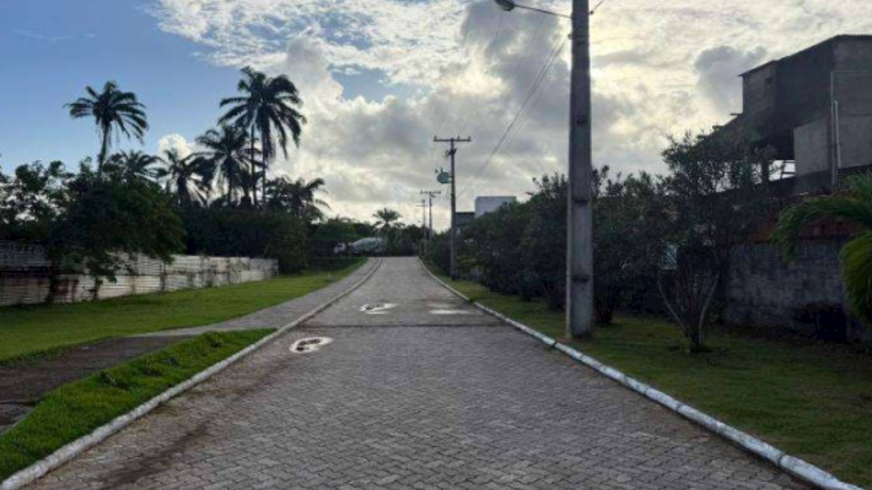 Apartamento no "Condomínio Praia da Pérola" - Aritaguá - Ilhéus/BA, localizado em Ilhéus - BA