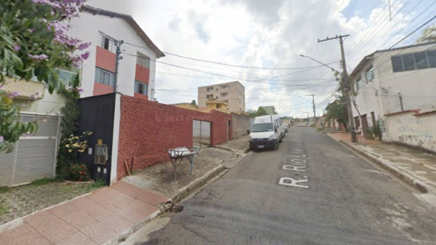 Casa em Novo Riacho - Contagem/MG, localizado em Contagem - MG