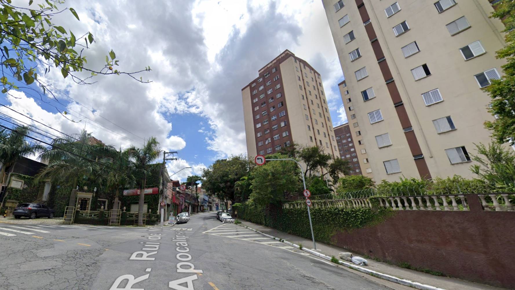 Apartamento no "Conjunto Residencial Doutor Boghos Bighossian" - Jardim Tiro Ao Pombo - São Paulo/SP, localizado em São Paulo - SP