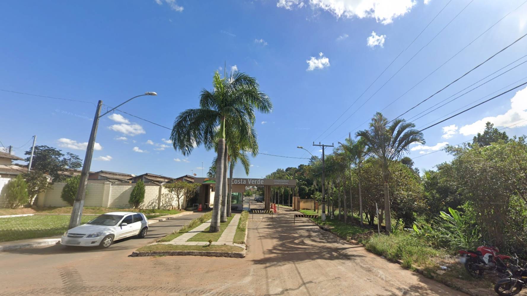 Casa no "Condomínio Horizontal Costa Verde" - Goiânia/GO, localizado em Goiânia - GO
