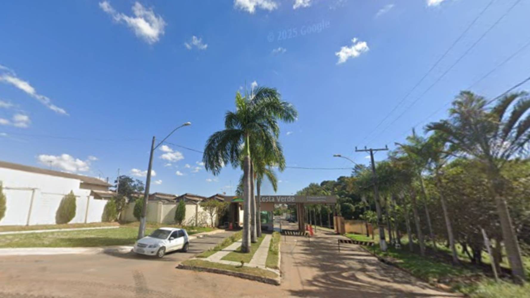 Casa no "Condomínio Horizontal Costa Verde" - Goiânia/GO, localizado em Goiânia - GO