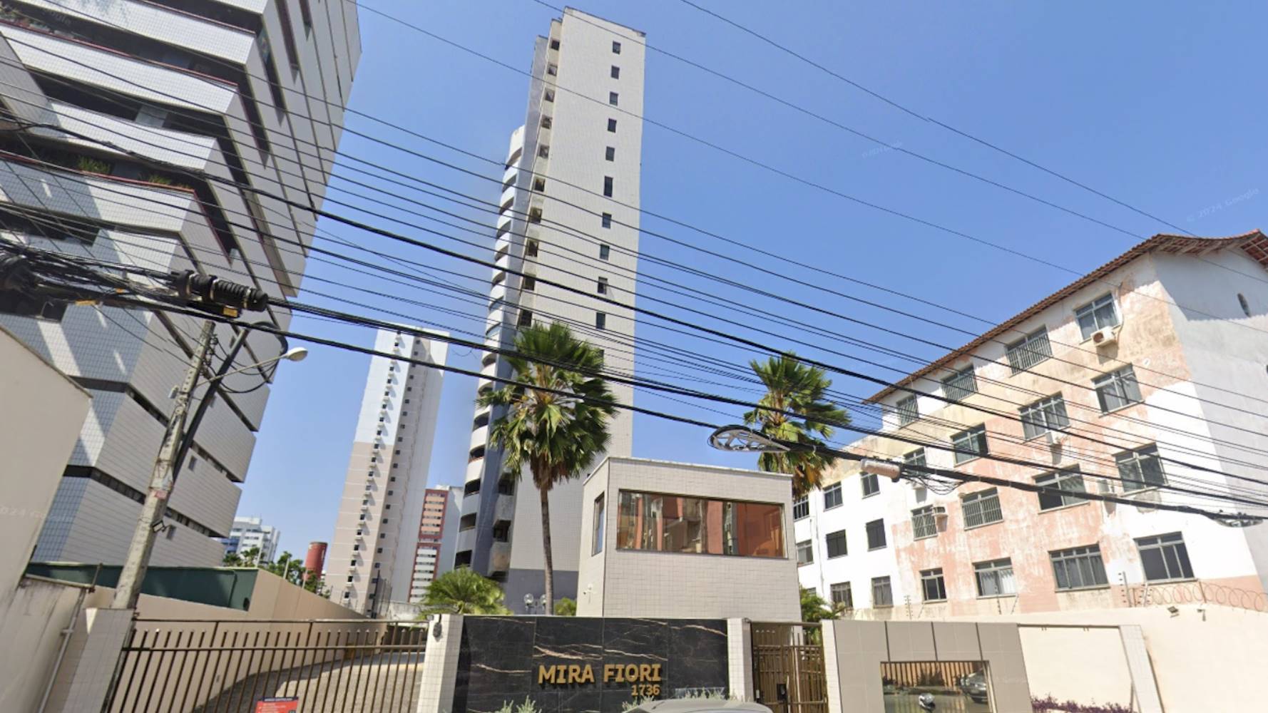 Imagem do imóvel Apartamento no "Edifício Mirafiori" - Varjota - Fortaleza/CE
