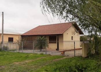Casa em três vendas - pelotas/rs