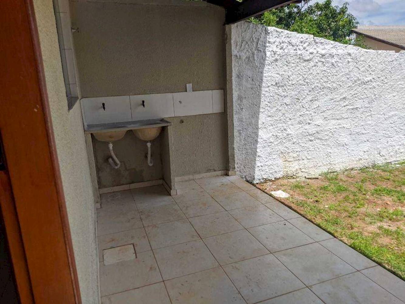 Casa de Condomínio no Setor Monte Sinai em Trindade/GO, localizado em Trindade - GO