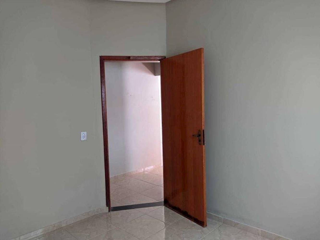 Casa de Condomínio no Setor Monte Sinai em Trindade/GO, localizado em Trindade - GO