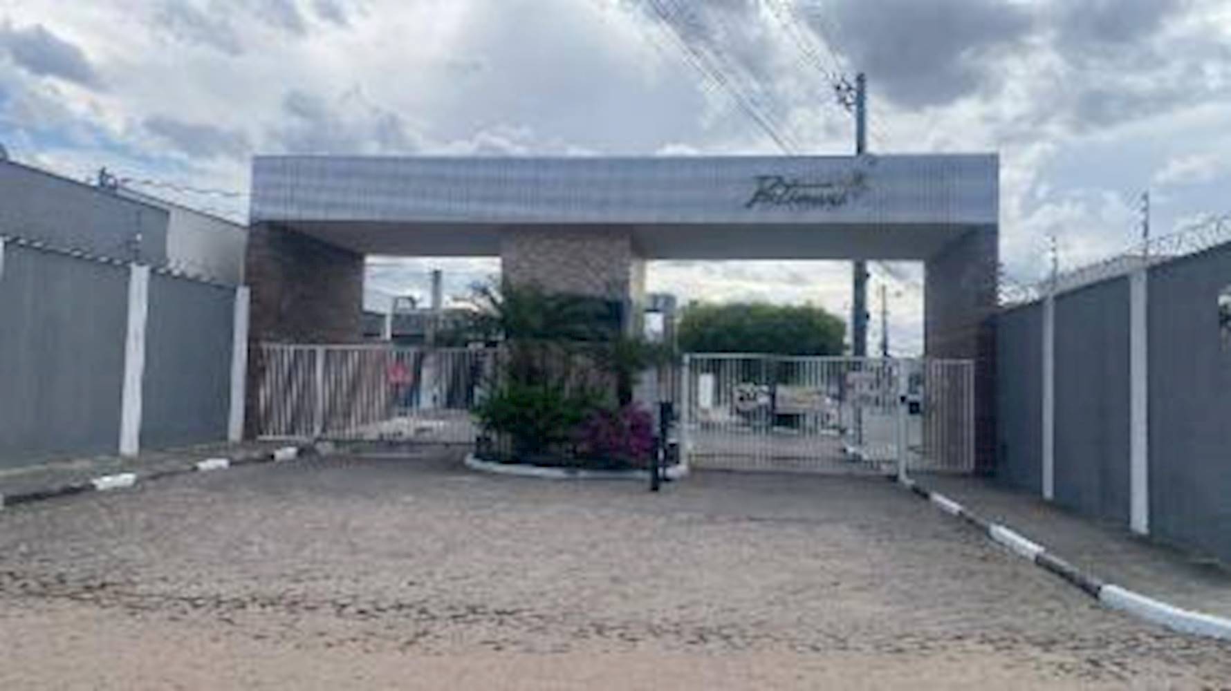 Imagem do imóvel Casa no "Condomínio Portinari Residencial" em Santo Antônio dos Prazeres - Feira de Santana/BA