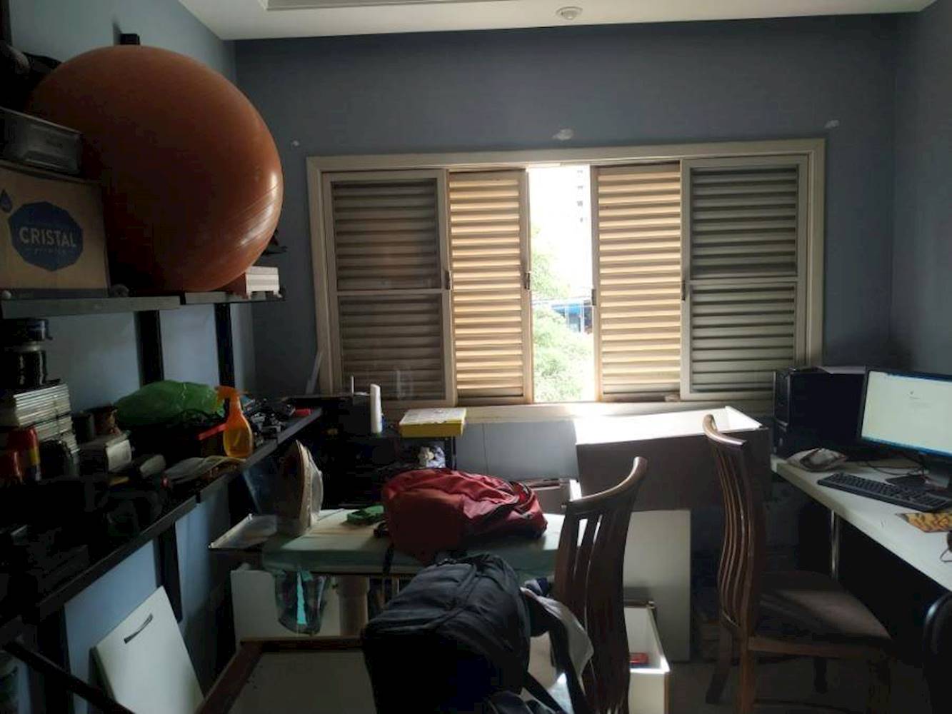 Apartamento no "Ed. Los Angeles" - Vila Ipiranga - Londrina/PR, localizado em Londrina - PR