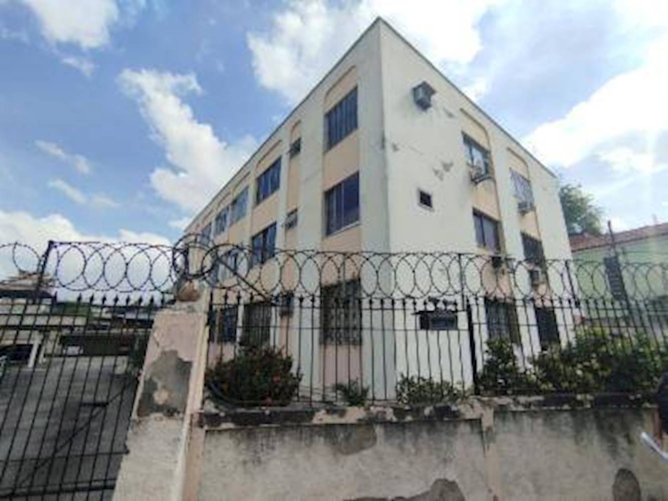 Imagem do imóvel Apartamento em Engenheiro Leal - Rio de Janeiro/RJ