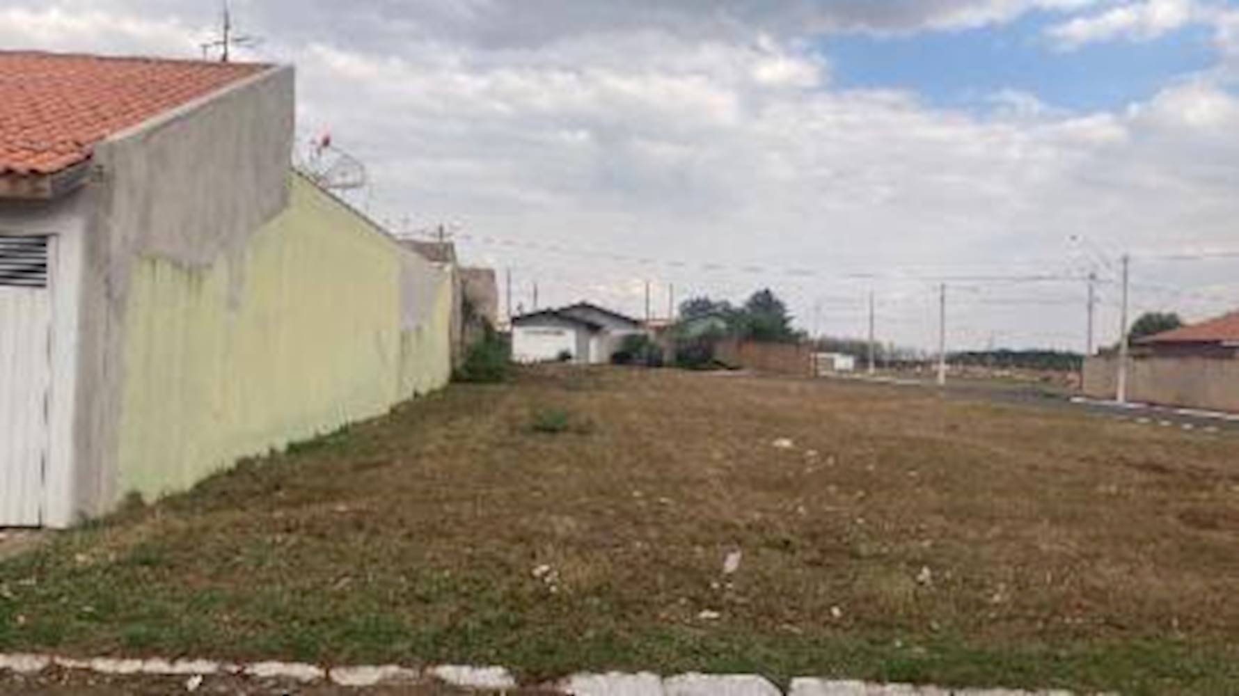 Terreno no Jardim Nossa Senhora Aparecida - Mineiros do Tietê/SP, localizado em Mineiros do Tietê - SP