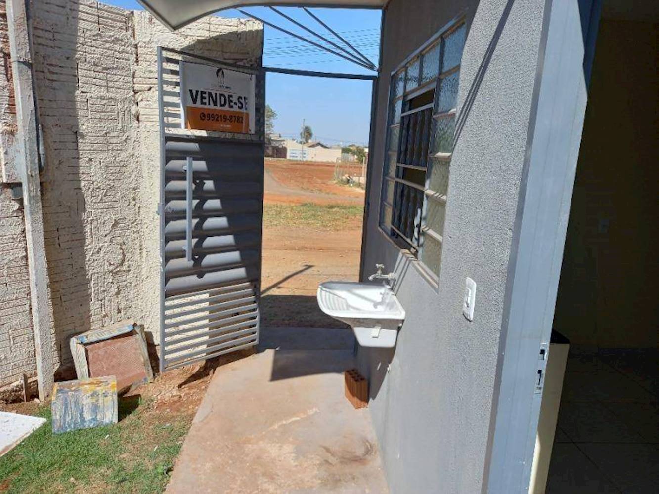 Casa no Parque Residencial dos Girassóis em Campo Grande/MS, localizado em Campo Grande - MS