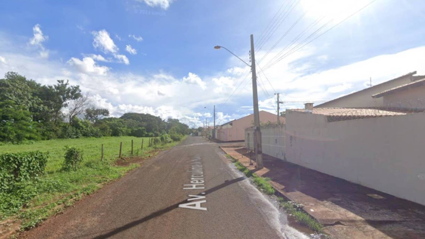 Casa em Santa Maria - Itumbiara/GO, localizado em Itumbiara - GO