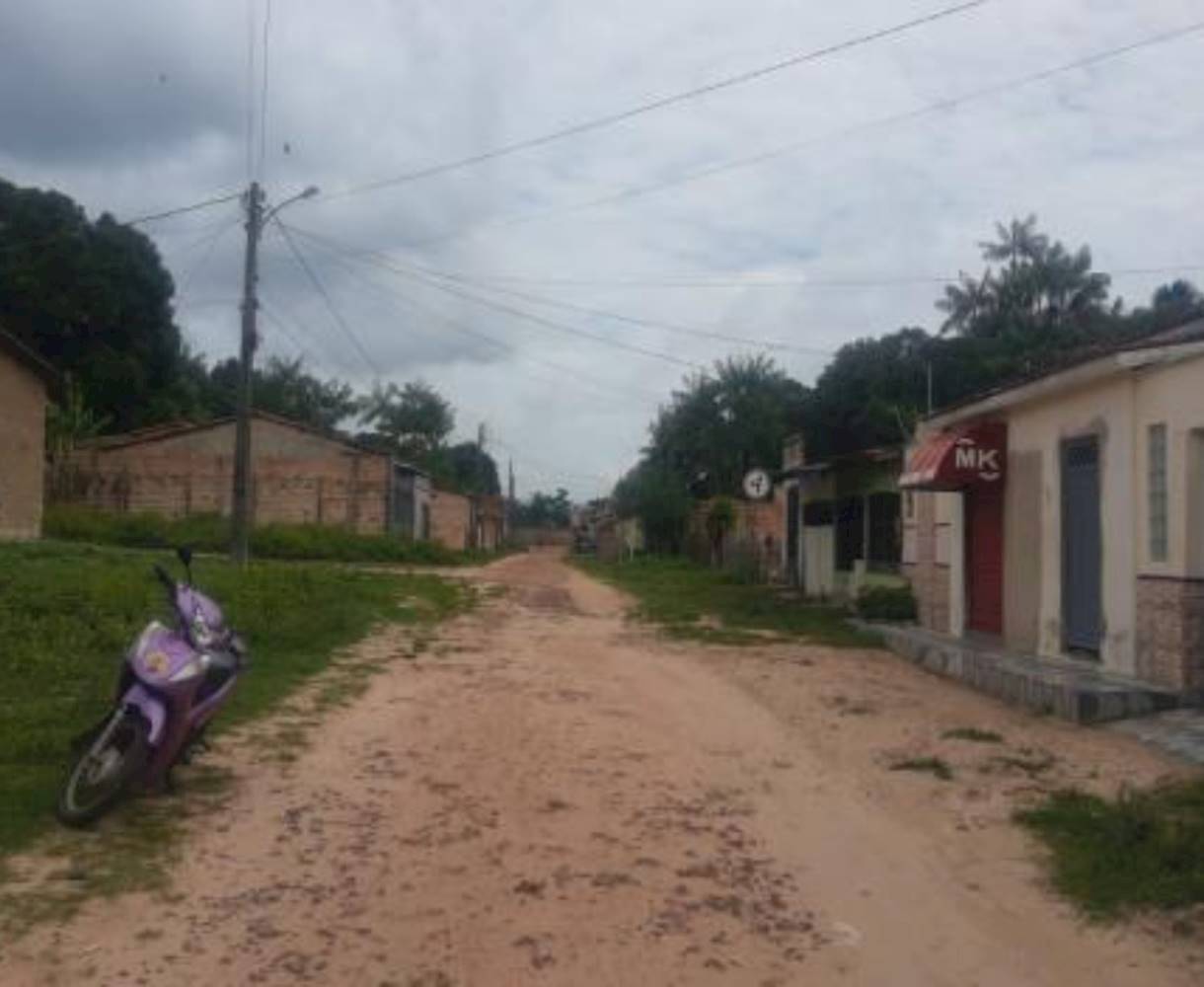Casa em Tabatinga em Apicum-Açu/MA, localizado em Apicum-Açu - MA