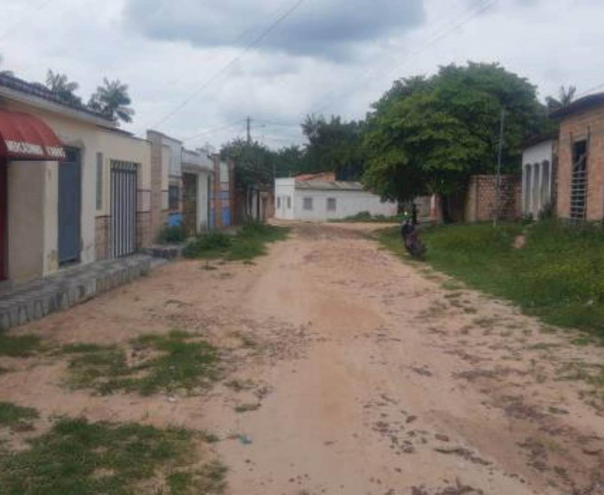 Casa em Tabatinga em Apicum-Açu/MA, localizado em Apicum-Açu - MA