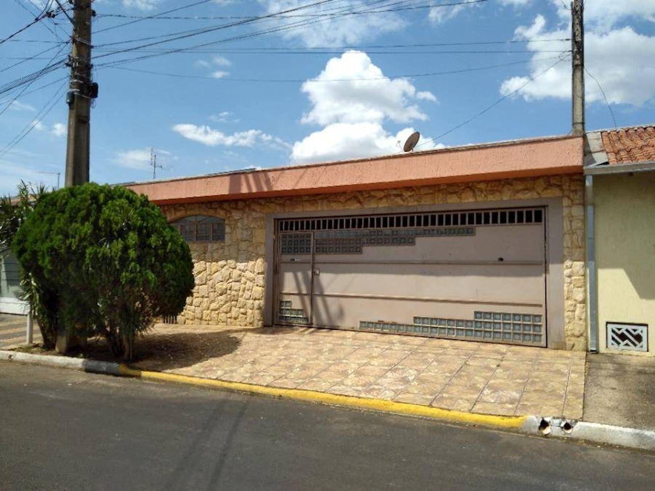 Casa no Jardim Gobbi - Itirapina/SP
