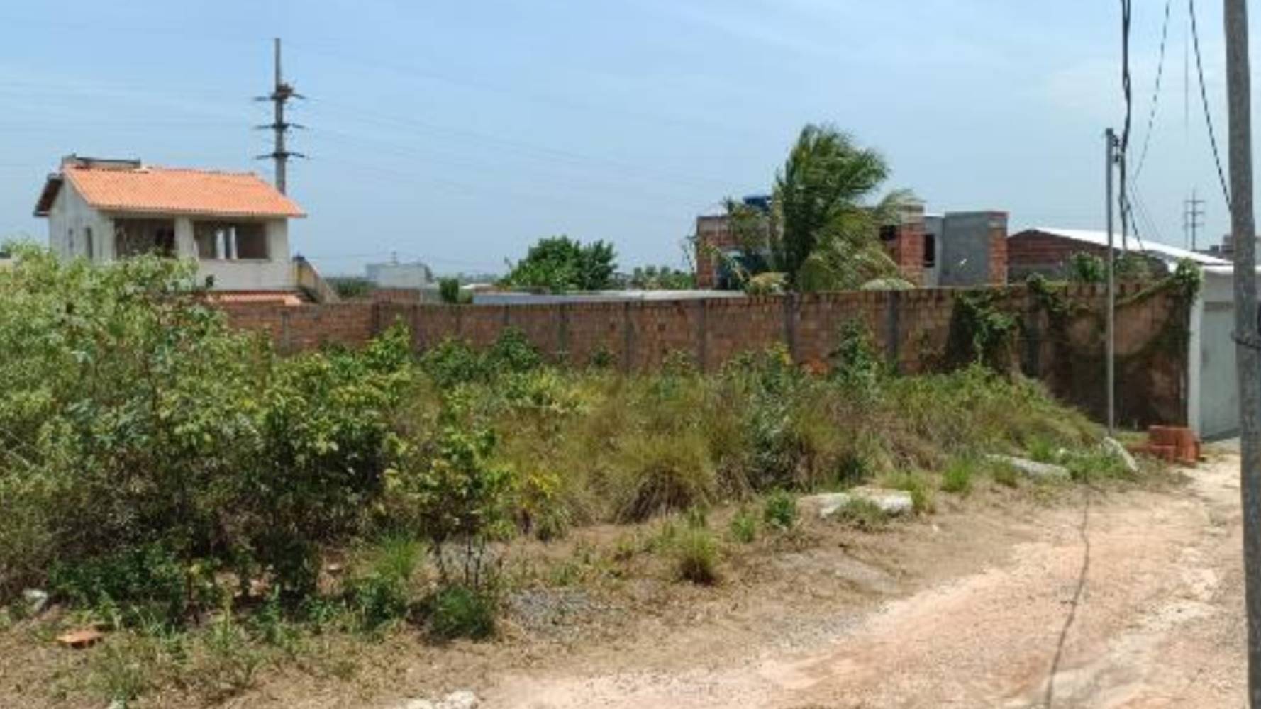 Terreno na "Fazenda Arembepe" - Camaçari/BA, localizado em Camaçari - BA