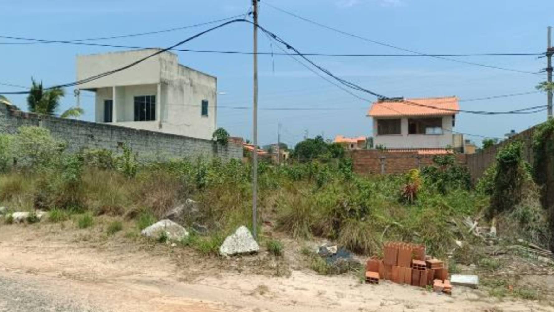 Terreno na "Fazenda Arembepe" - Camaçari/BA, localizado em Camaçari - BA