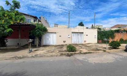 Casa em jaragua - montes claros/mg