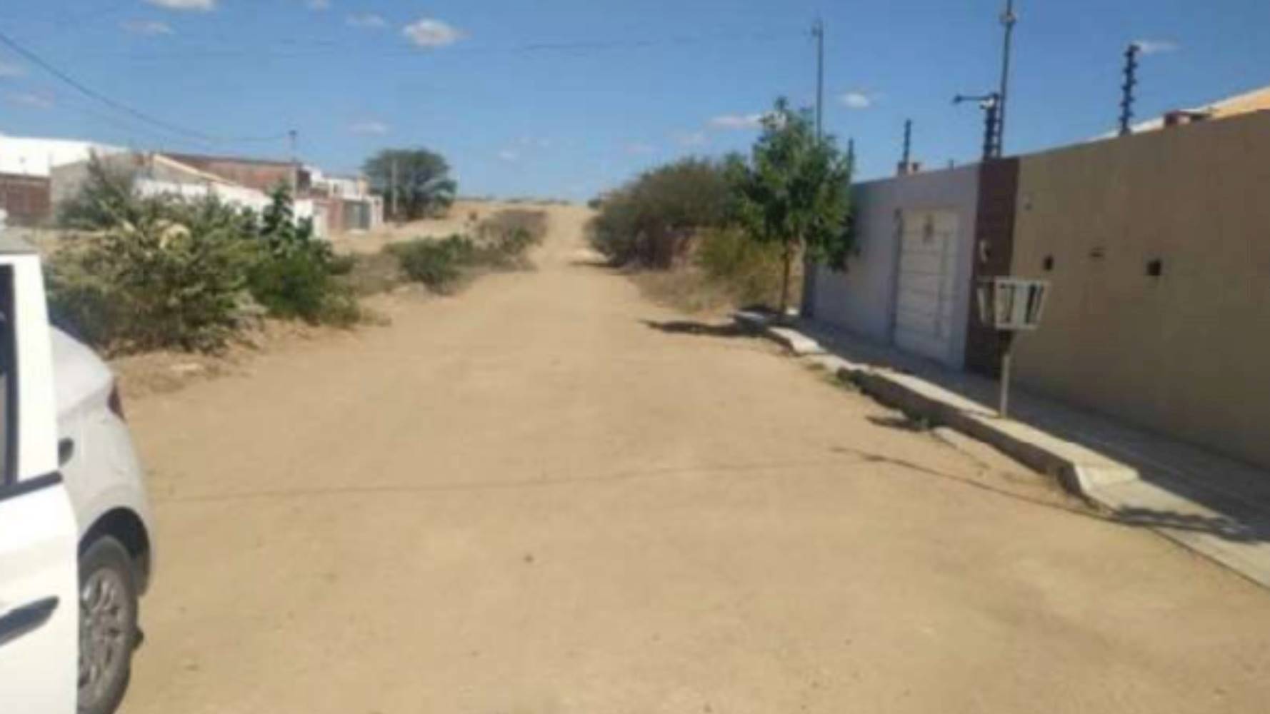 Casa na Cohab São Francisco - Petrolina/PE, localizado em Petrolina - PE
