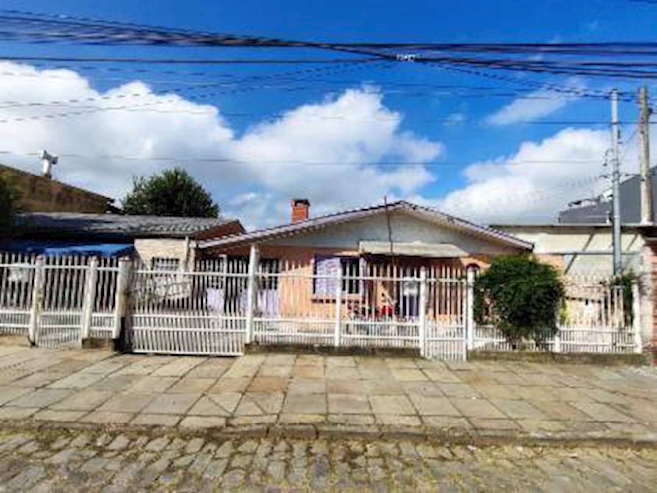 Casa na Santa Fé em Caxias do Sul/RS, localizado em Caxias do Sul - RS