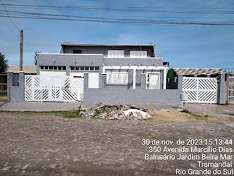 Casa na zona nova extensão sul em tramandaí/rs