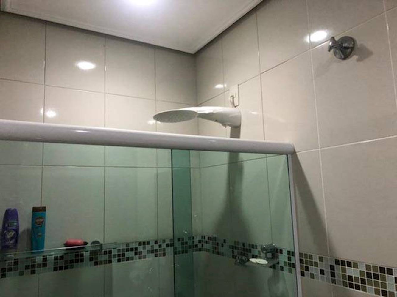 Casa na Fazenda Sobradinho (Vila Inhomirim) em Magé/RJ, localizado em Magé - RJ