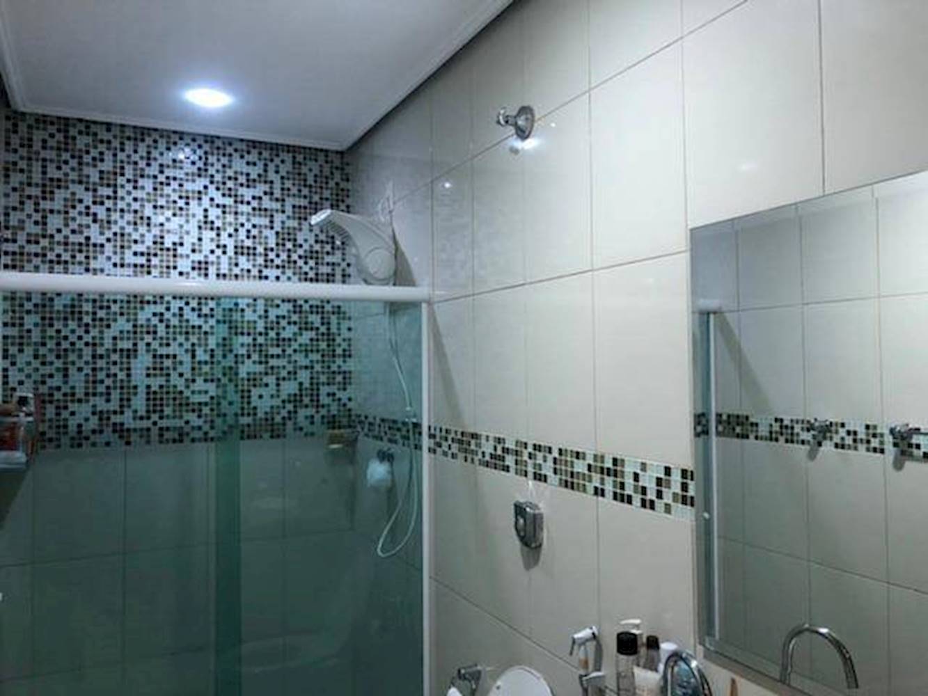 Casa na Fazenda Sobradinho (Vila Inhomirim) em Magé/RJ, localizado em Magé - RJ