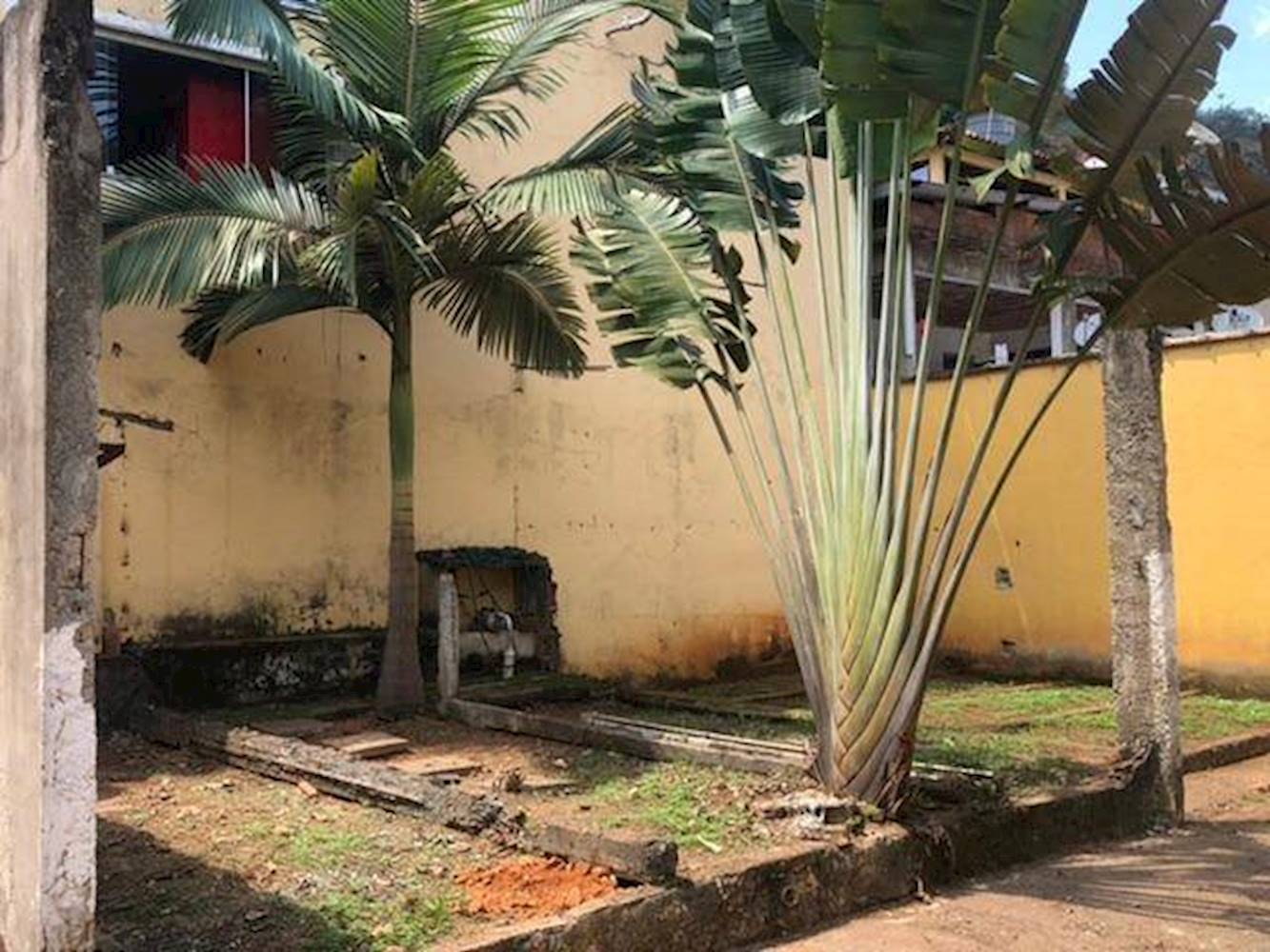 Casa na Fazenda Sobradinho (Vila Inhomirim) em Magé/RJ, localizado em Magé - RJ