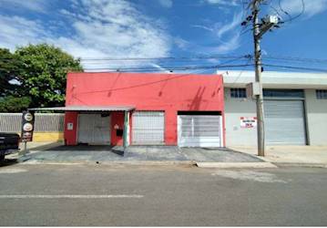 Casa na estância itanhaga em caldas novas/go