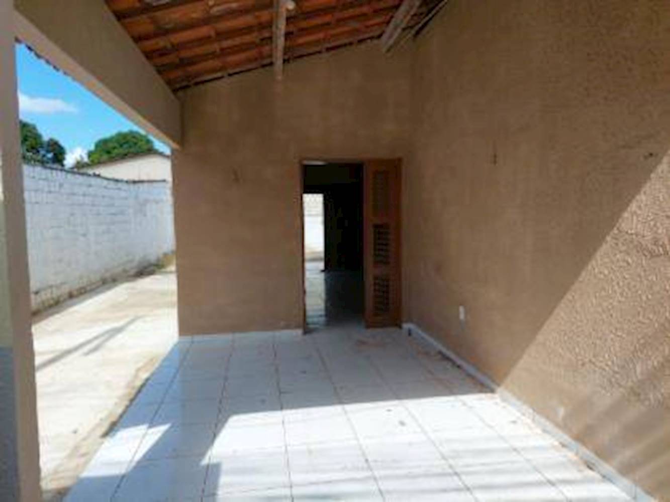 Casa em Guajeru - Fortaleza/CE, localizado em Fortaleza - CE