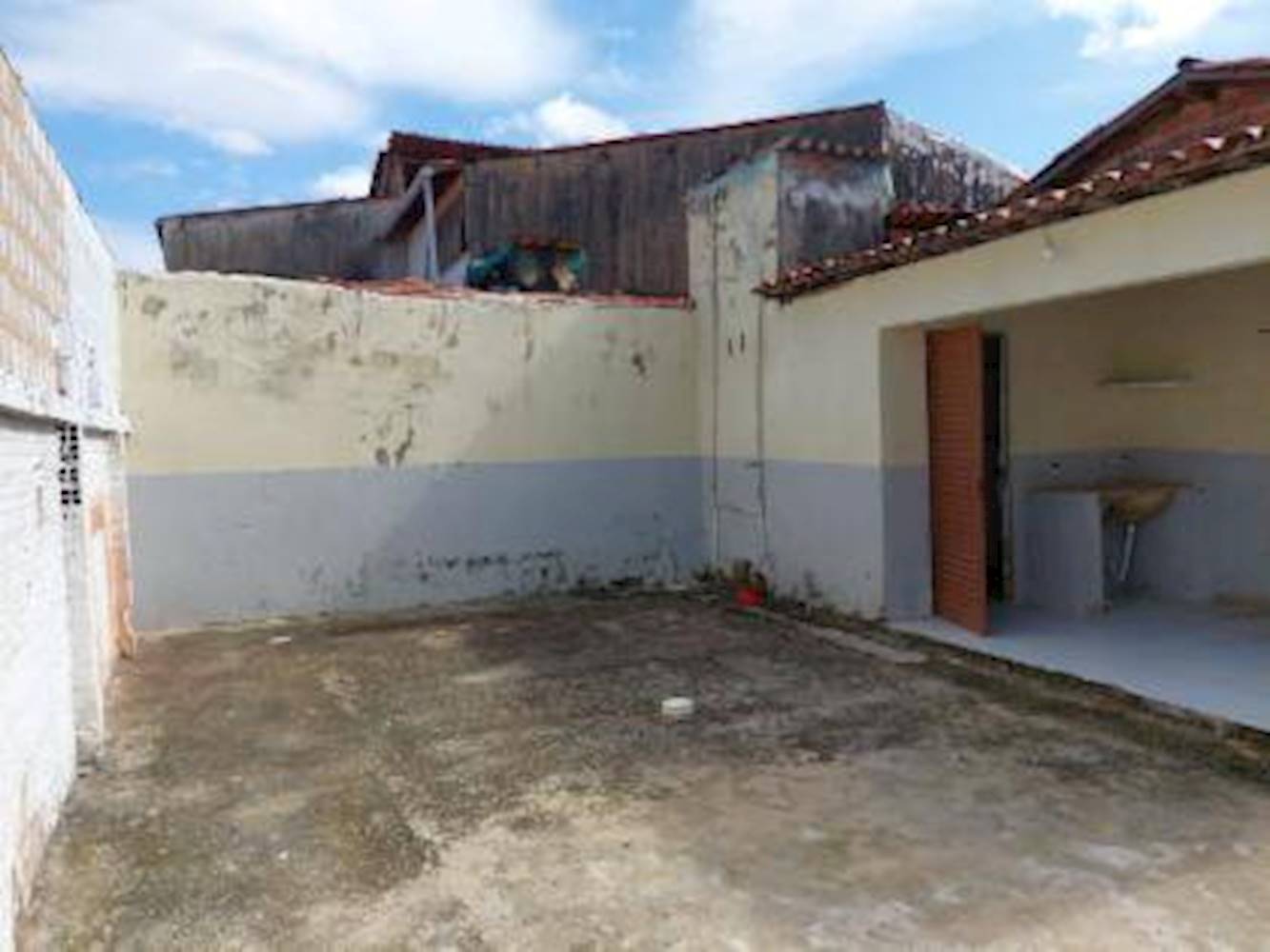 Casa em Guajeru - Fortaleza/CE, localizado em Fortaleza - CE