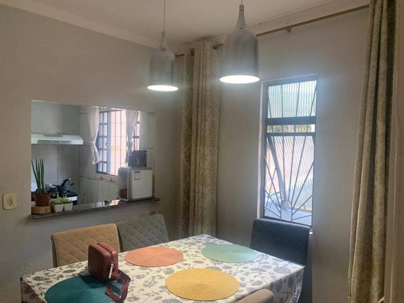 Casa no Jardim Modelo - Campo Mourão/PR, localizado em Campo Mourão - PR